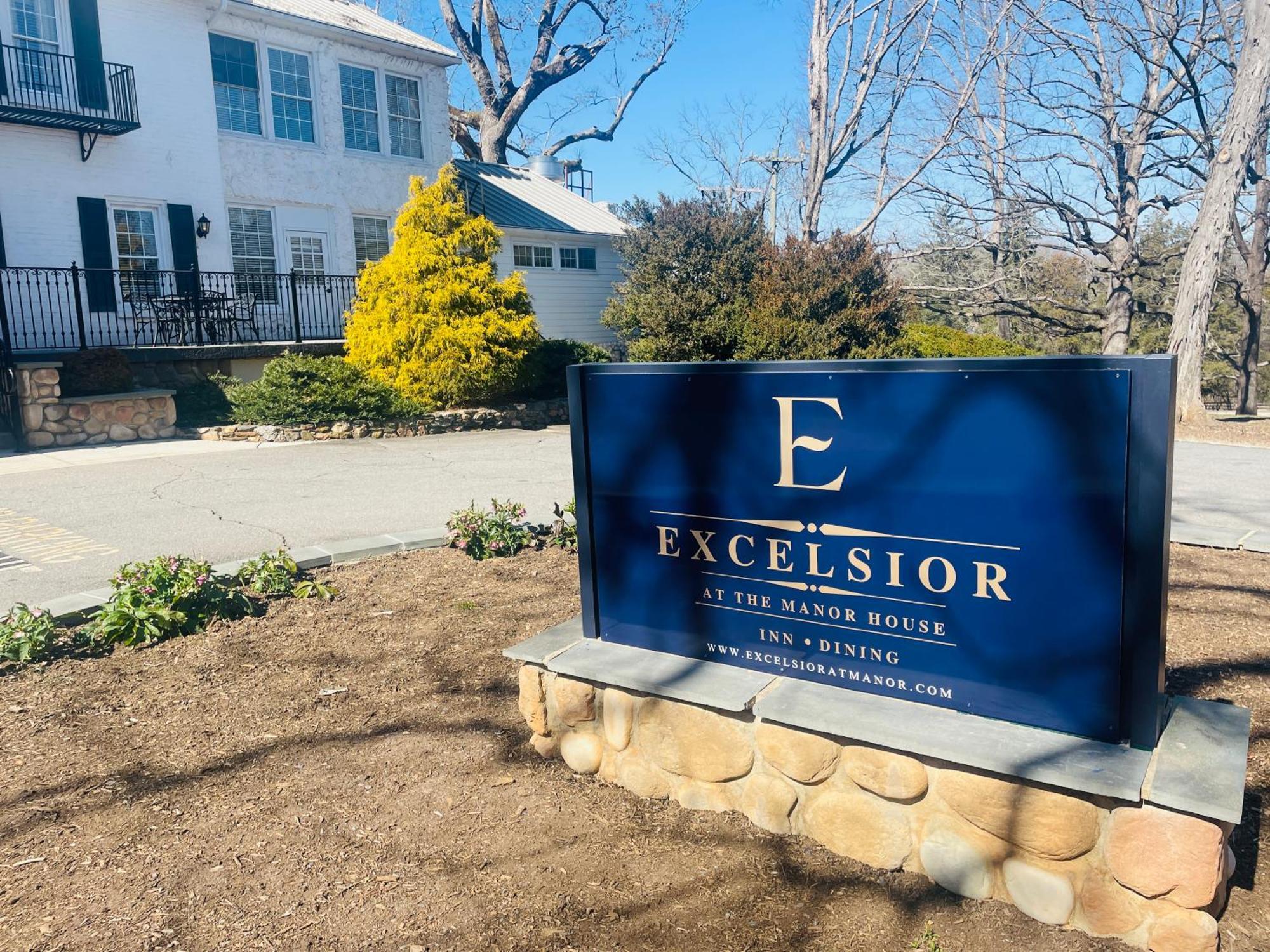 Excelsior At The Manor House Apartment Clemmons ภายนอก รูปภาพ